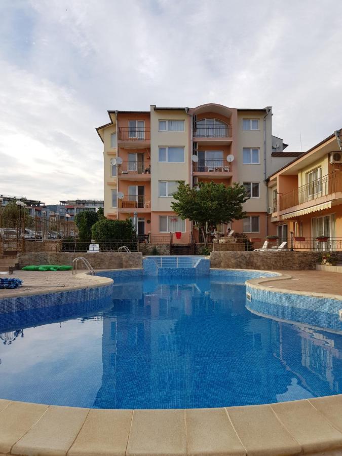 سفيتي فلاس Zaliv Apartments House المظهر الخارجي الصورة