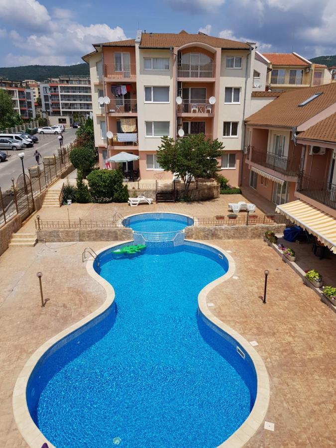 سفيتي فلاس Zaliv Apartments House المظهر الخارجي الصورة